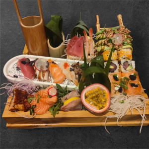 Plateau rolls sashimi (25 pcs)